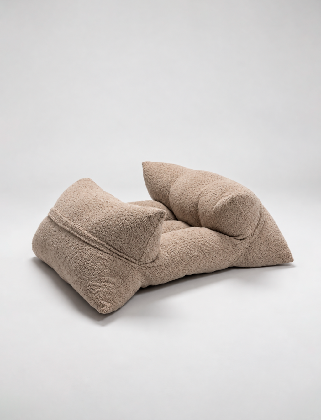 Cama Yoko Arena